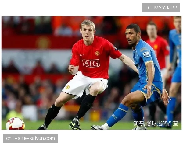 曼联回归四后卫与边路进攻 弗莱彻重新激活传统足球基因 曼联回归四后卫与边路进攻 弗莱彻重新激活传统足球基因